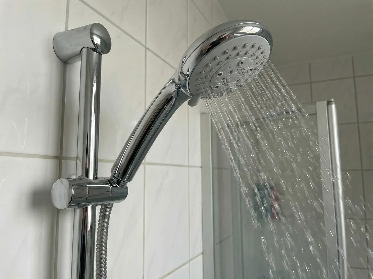 Neuer Duschkopf